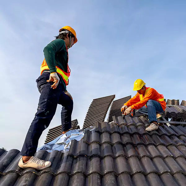 Why Burlington, IL Property Owners Trust Burlington Roofing Contractors for Emergency Roof Repair?