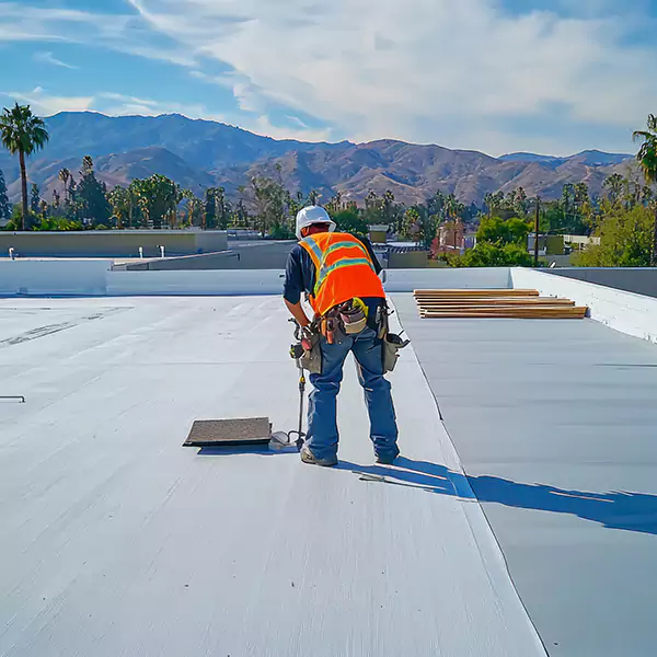 Why Burlington Roofing Contractors Is the Flat Roofing Choice in Burlington, IL?