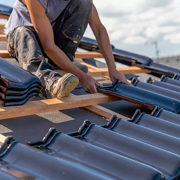 Why Burlington Homeowners Choose Burlington Roofing Contractors for Roof and Gutter Repair?